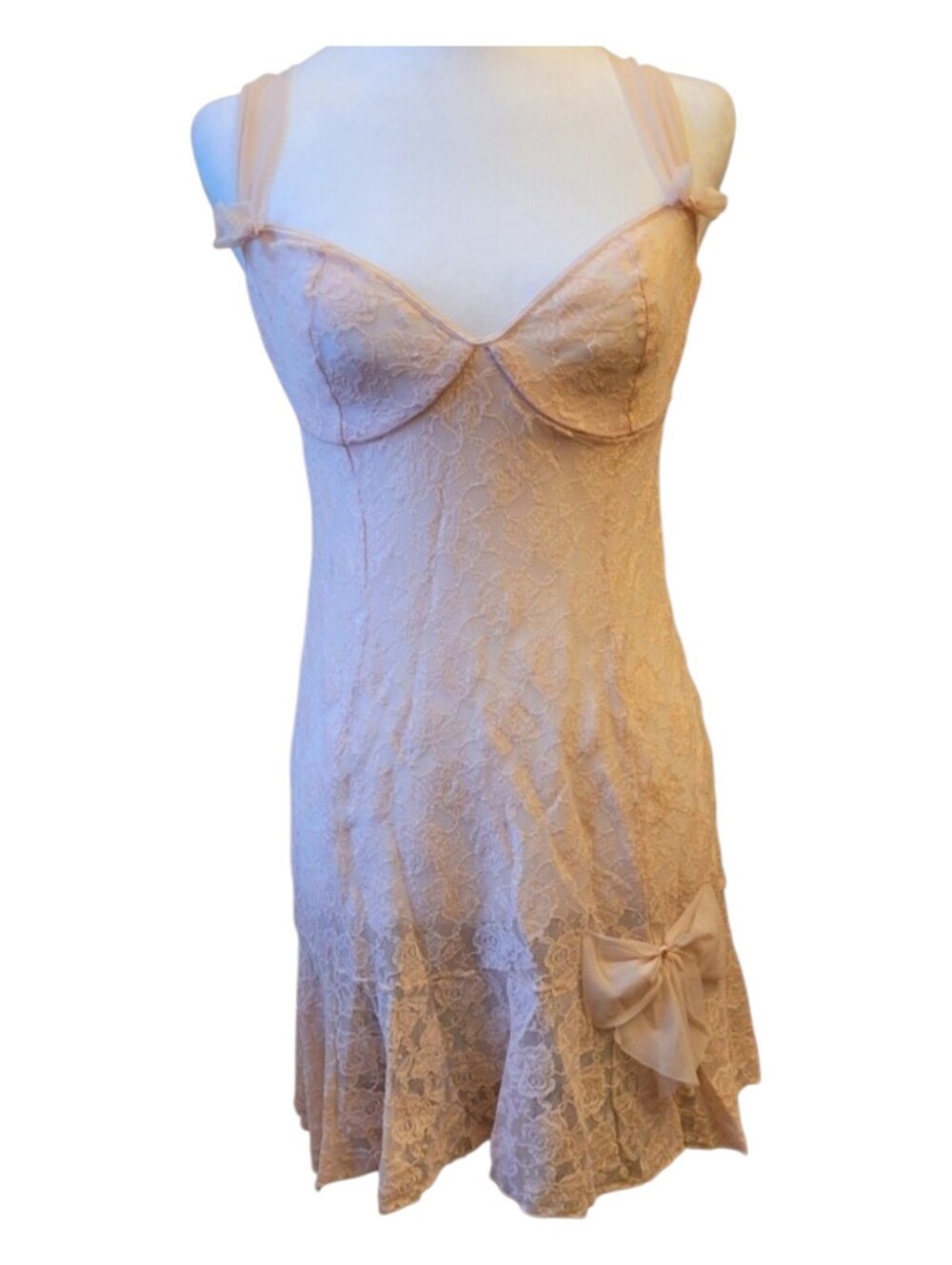 🥳4/$19🥳 Delicate Lace Chemise Slip in Blush Pink